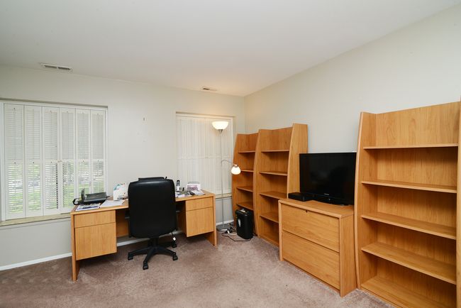 APT-310 - 120 Lakeview Dr, Condo with 2 bedrooms, 1 bathrooms and 1 parking in Bloomingdale IL | Image 18
