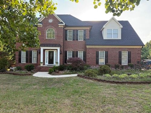 639 Wigeon Dr, Greensboro, NC, 27455-8381 | Card Image