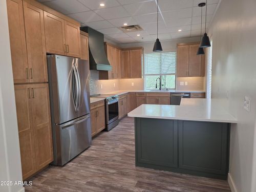 201-16715 E Parkview Ave, Fountain Hills, AZ, 85268-3994 | Card Image