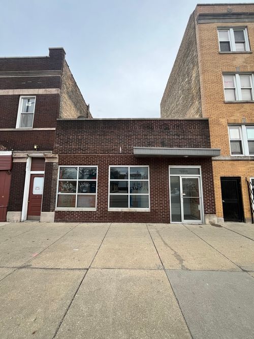 4203 W Fullerton Ave, Chicago, IL, 60639-2006 | Card Image
