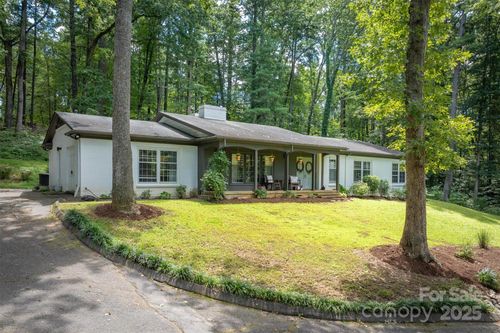 106 Woodside Pl, Morganton, NC, 28655-2520 | Card Image