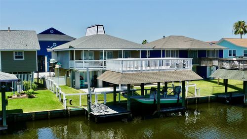 973 Bonita St, Bayou Vista, TX, 77563-2707 | Card Image