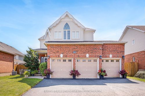 1091 Booth Ave, Innisfil, ON, L9S4W6 | Card Image