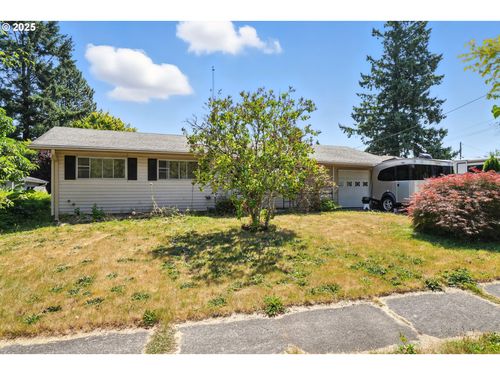 220 Ne 190th Ave, Portland, OR, 97230-7617 | Card Image