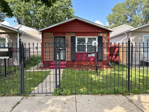 11326 S Homewood Ave, Chicago, IL, 60643-4215 | Card Image
