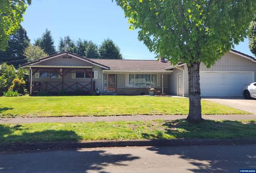 810 Ivy Way Ne, Keizer, OR, 97303-4634 | Card Image