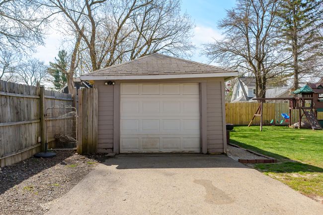 Vassar Dr 1304 Kalamazoo 49001-26 | Image 25