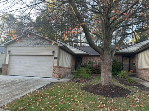 950 Moore Dr, Chelsea, MI, 48118-1358 | Card Image