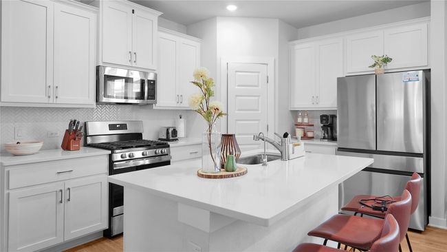 Kitchen Area | Image 16