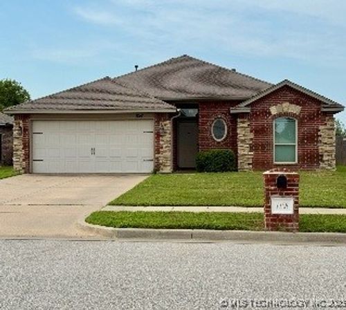 1158 S 148th Street, Glenpool, OK, 74033 | Card Image