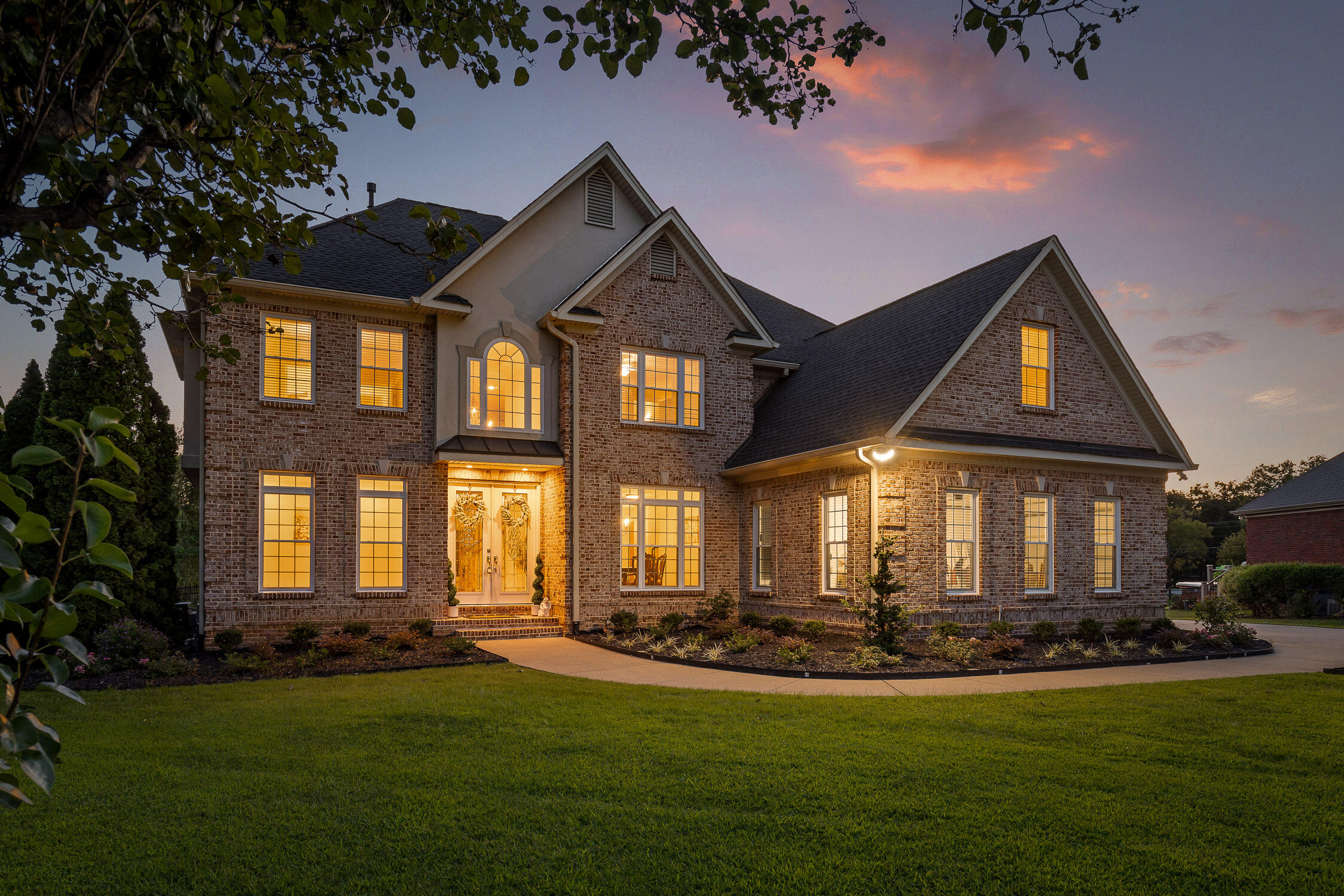 Rambling Rose Dr, Ooltewah, TN 37363