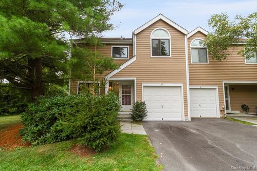 44 Brook Farm Close, Chappaqua, NY, 10514-3731 | Card Image