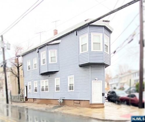 113 E Main St, Paterson, NJ, 07522-1824 | Card Image