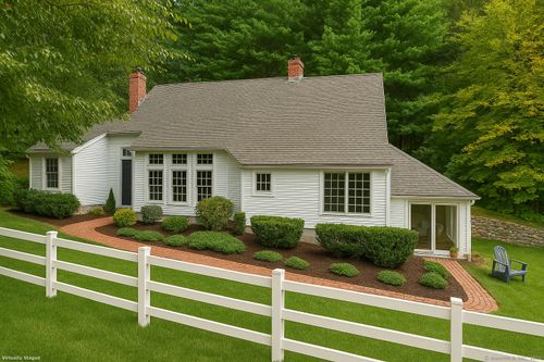 35 Poverty Hollow Rd, Newtown, CT, 06470-1875 | Card Image