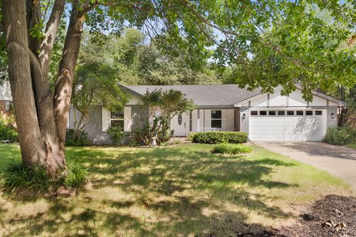 6829 Shadydale Dr, North Richland Hills, TX, 76182-7616 | Card Image