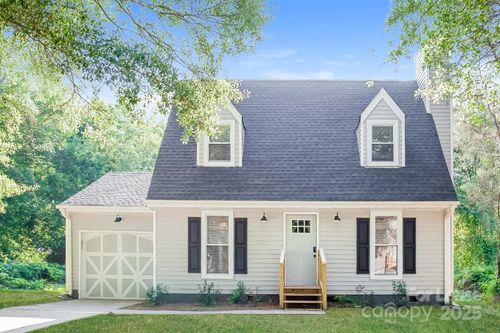 11417 Park Rd, Charlotte, NC, 28226-4684 | Card Image