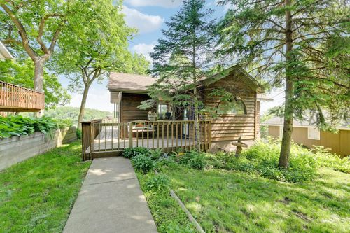 6240 Red Oak Rd, Mound, MN, 55364-1047 | Card Image