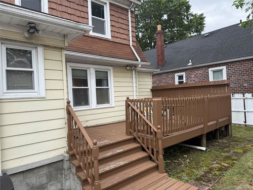 252 Maple Ave, Hempstead, NY, 11550 | Card Image
