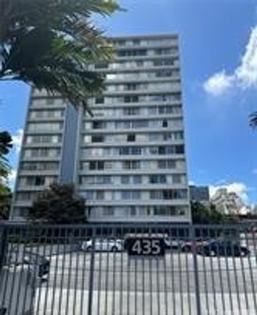 apt-209-435 Seaside Ave, Honolulu, HI, 96815-2608 | Card Image
