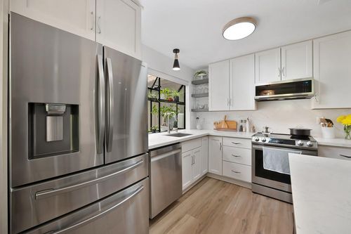 831 Auburn Ravine Rd, Auburn, CA, 95603-3815 | Card Image