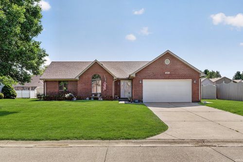 834 Deerfield Rd, Anderson, IN, 46012-9374 | Card Image