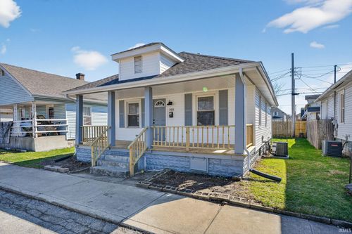 705 Kamms Ct, Mishawaka, IN, 46544-4940 | Card Image