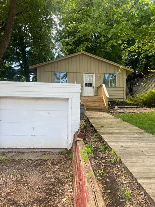 5013 Shoreline Dr, Mound, MN, 55364-1736 | Card Image