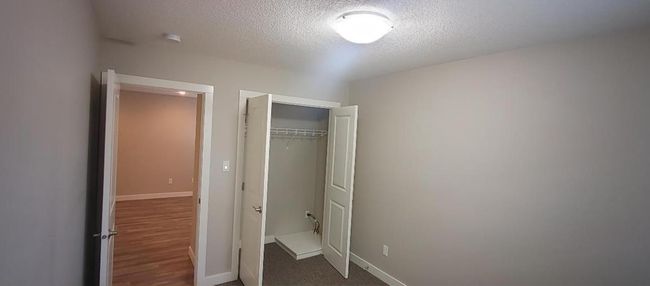 B - 518 Devonia Road W, Home with 2 bedrooms, 1 bathrooms and 2 parking in Lethbridge AB | Image 9