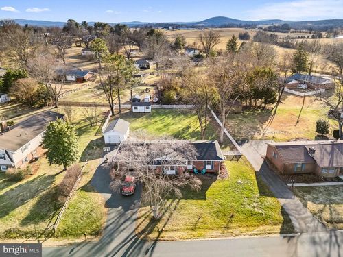 19494 Williams Dr, CULPEPER, VA, 22701-8265 | Card Image