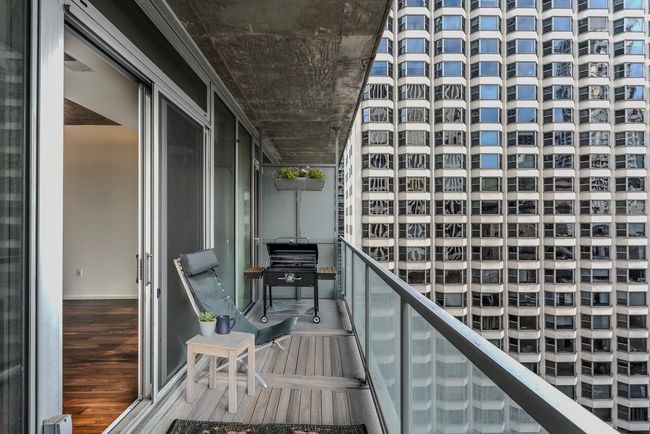 APT-1107 - 550 N Saint Clair St, Condo with 0 bedrooms, 1 bathrooms and null parking in Chicago IL | Image 6