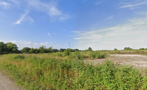 16 S Millers Ferry Rd, Wilmer, TX, 75172 | Card Image