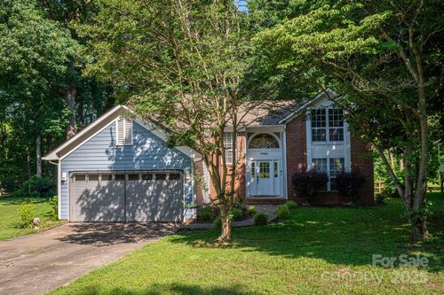 10925 Lassen Ct, Charlotte, NC, 28214-9693 | Card Image