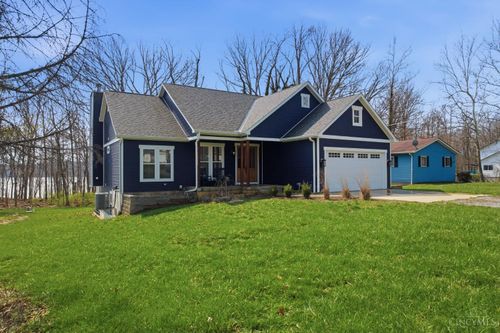 6520 Sleepy Hollow Pkwy, Hillsboro, OH, 45133-9395 | Card Image