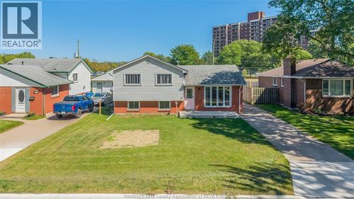 368 Carling Cres, Windsor, ON, N8S3X8 | Card Image