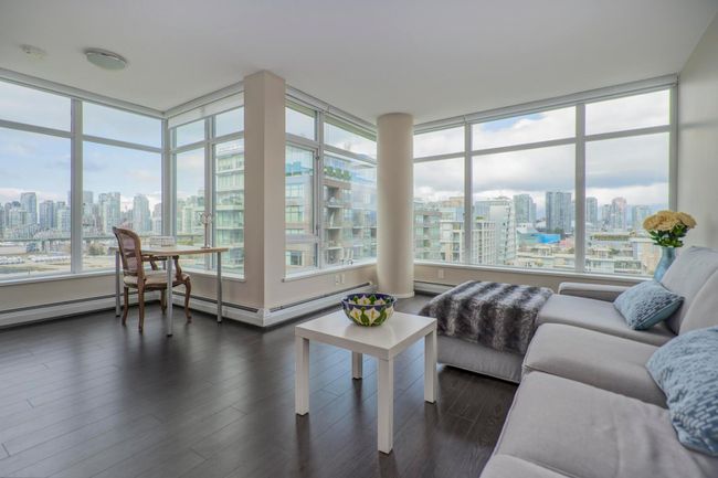 168 W 1 St Avenue, Condo with 1 bedrooms, 0 bathrooms and 1 parking in Vancouver BC | Image 2