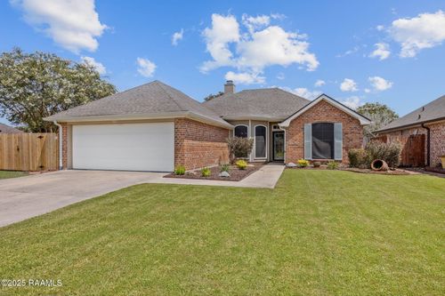 503 Pear Tree Cir, Broussard, LA, 70518-7230 | Card Image