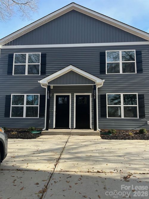 1226 4th Street Ln Ne, Hickory, NC, 28601-2657 | Card Image