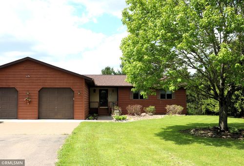 57882 Fairfax Cir, Pine City, MN, 55063-5027 | Card Image