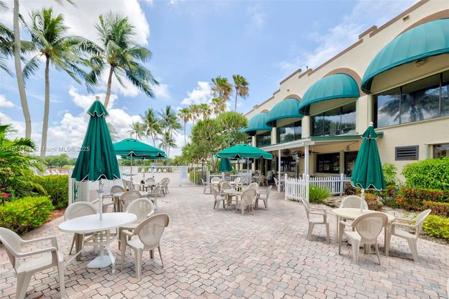 APT-101 - 9510 Seagrape Dr, Condo with 3 bedrooms, 2 bathrooms and null parking in Davie FL | Image 57