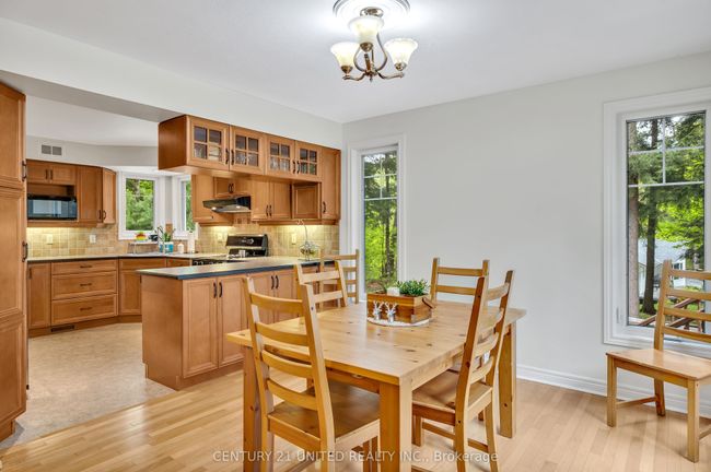 116 Brown Lane, House other with 3 bedrooms, 2 bathrooms and 5 parking in L'amable ON | Image 8