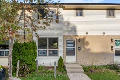 47 - 135 Belmont Dr, Condo with 3 bedrooms, 2 bathrooms and 2 parking in London ON | Image 1