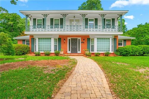 900 Regents Dr E, Mobile, AL, 36609-3220 | Card Image