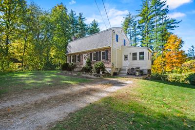 39 Bancroft Street, House other with 3 bedrooms, 2 bathrooms and 8 parking in Pepperell MA | Image 2