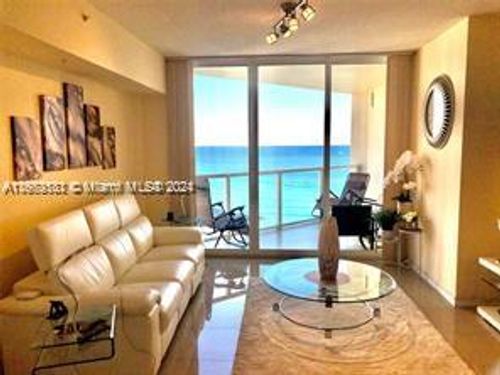 1705-16699 Collins Ave, Sunny Isles Beach, FL, 33160-5416 | Card Image