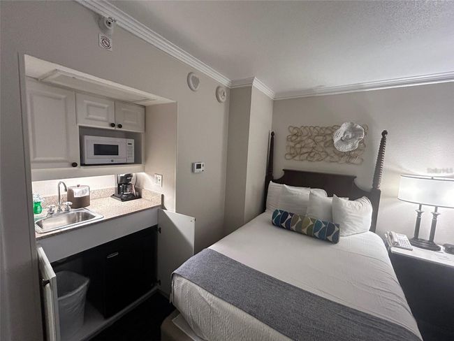 2237 - 5500 Gulf Blvd, Condo with 1 bedrooms, 1 bathrooms and null parking in ST PETE BEACH FL | Image 8