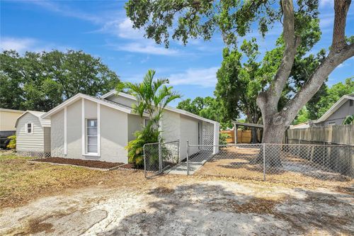 10215 Cutten Green Court, TAMPA, FL, 33615 | Card Image