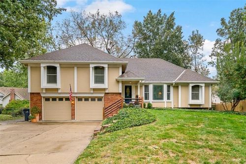 1212 S Lennox Dr, Olathe, KS, 66062-2239 | Card Image