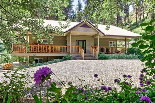 188 Southfork Rd, Garden Valley, ID, 83622-1082 | Card Image