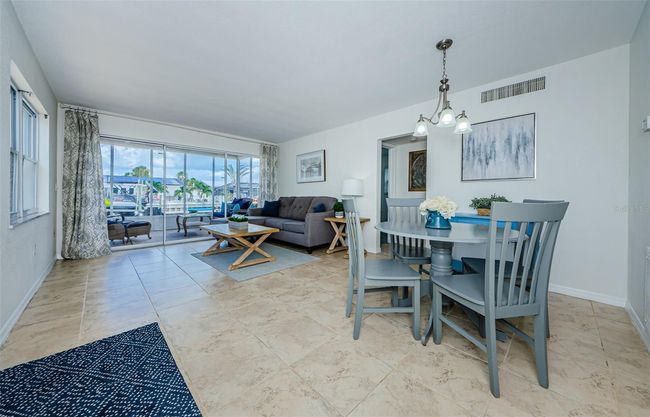 APT-11 - 2186 Edythe Dr, Condo with 2 bedrooms, 1 bathrooms and null parking in DUNEDIN FL | Image 48