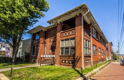 501 Mountain Ave Sw, Roanoke, VA, 24016-3926 | Card Image